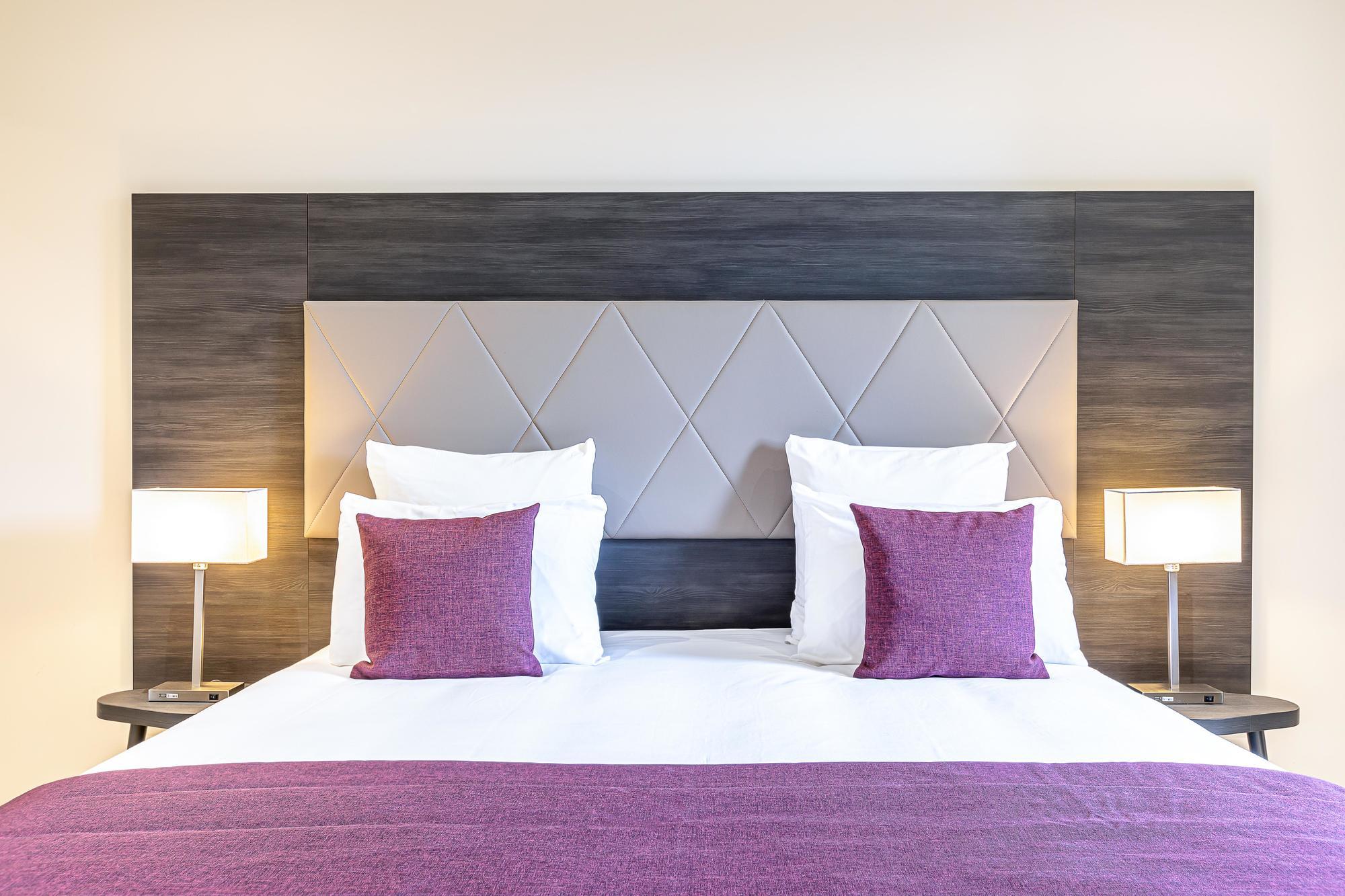 Aparthotel Les Jardins De St Cloud 3*