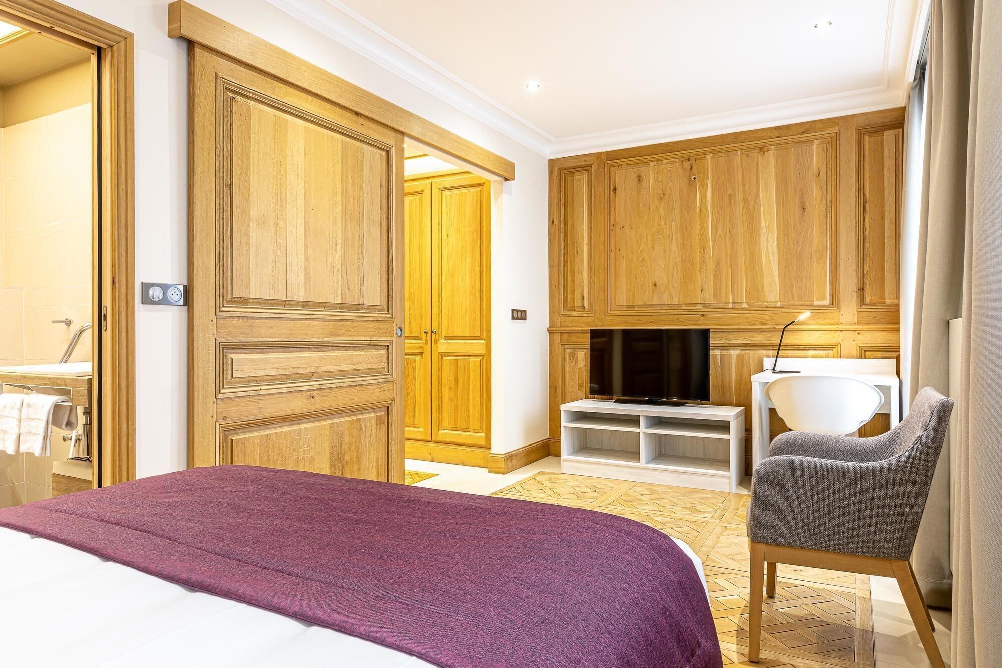 Aparthotel Les Jardins De St Cloud 3*